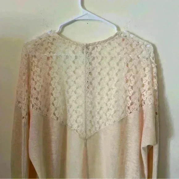 Umgee Lace Crochet Cartigan Size M/L - Picture 8 of 10